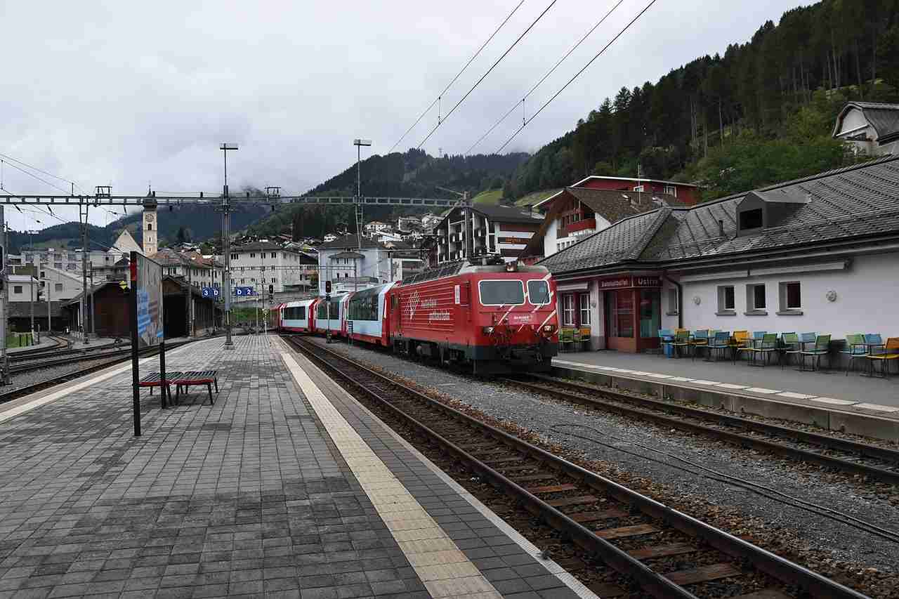 Kereta Api Glacier Express, Swiss Itinerary